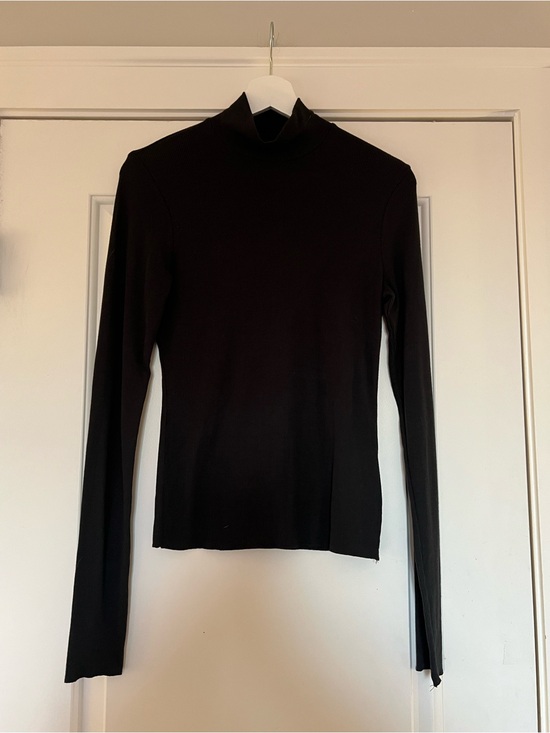 Abercrombie & Fitch Tops - Abercrombie & Fitch Black Ribbed Mock Neck Top